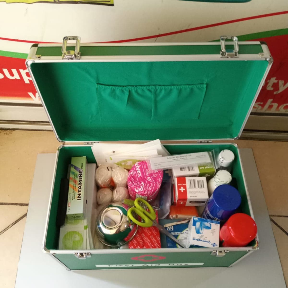 FIRST AID KIT 50 PLUS USERS - Image 1